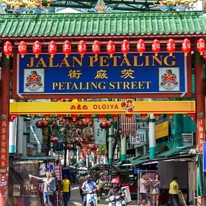 Swing & Pillows - Chinatown ** Kuala Lumpur